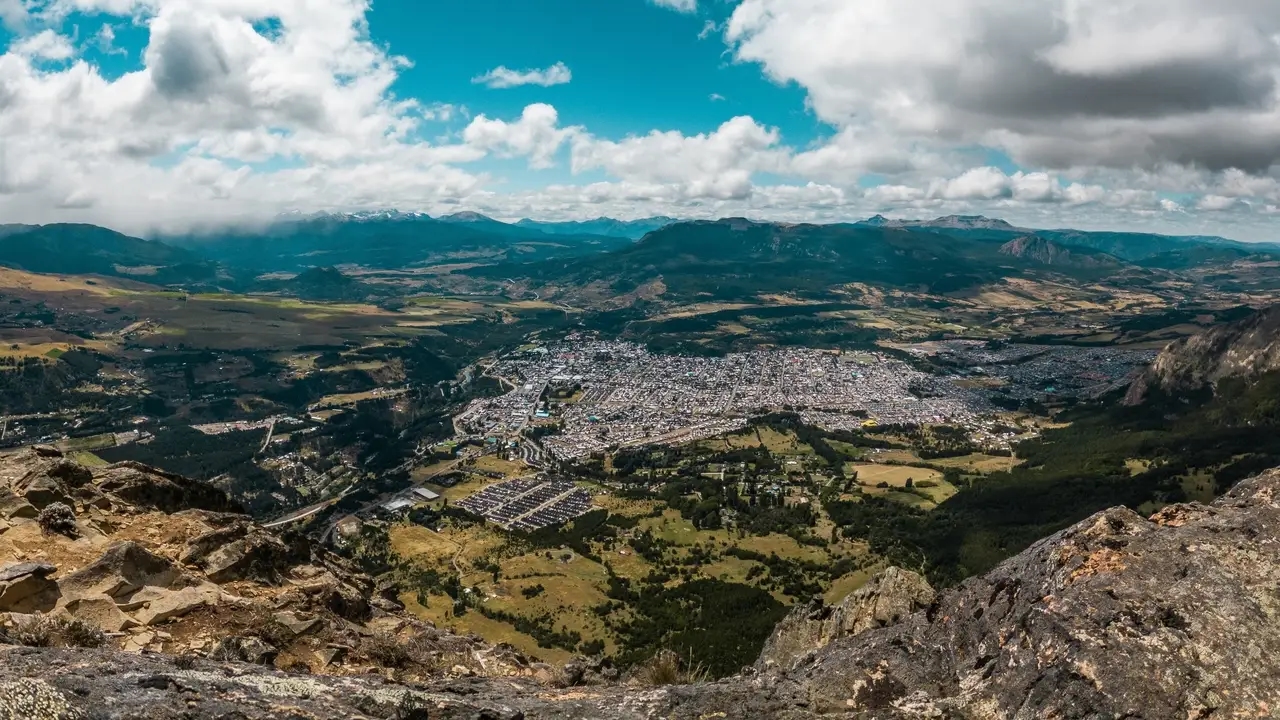 Coyhaique: la capital verde rodeada de ríos y piedra