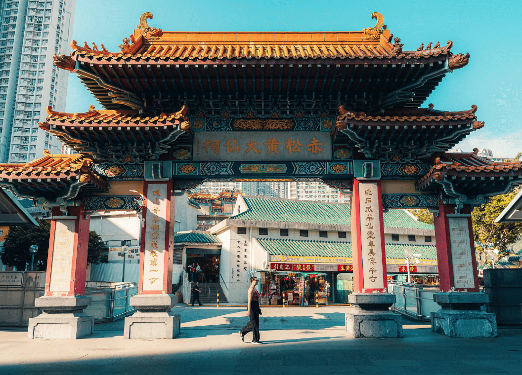 Descubre Hong Kong: Rascacielos, dim sum y el skyline del puerto Victoria