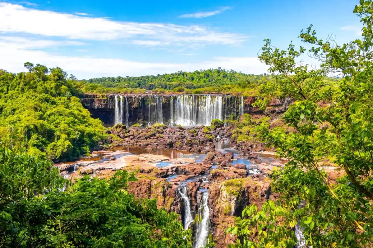 Cataratas del Iguazú: lado argentino y brasileño