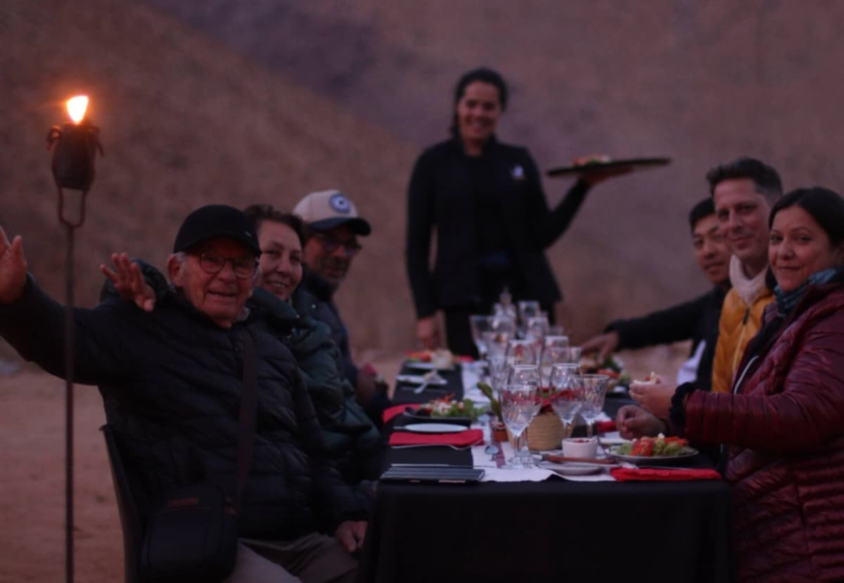 Cena en la Montaña en Valle de Elqui