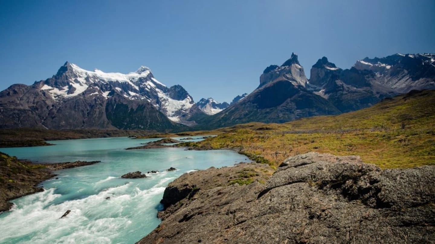 Full Day Tour to Panoramic Torres del Paine from Puerto Natales