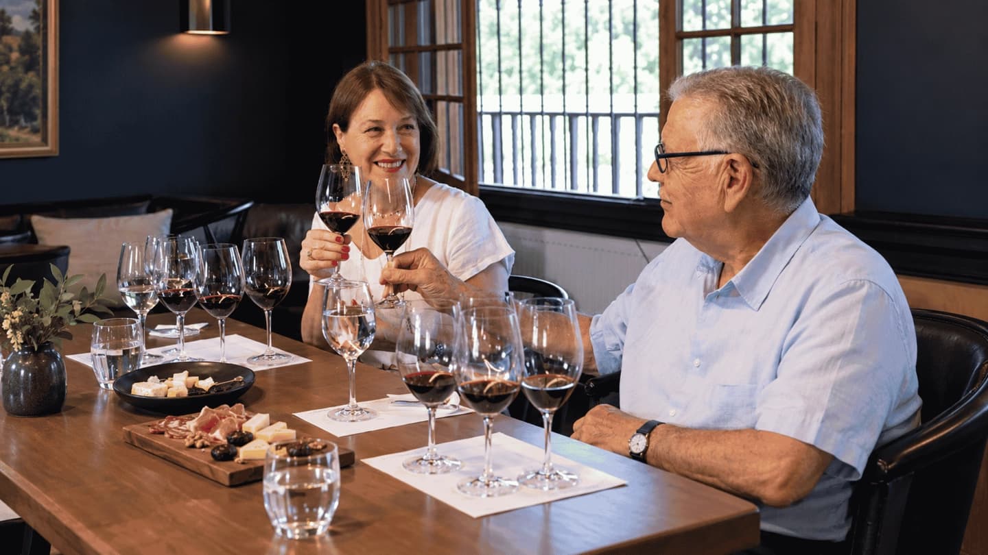 Tour del Vino Ícono en Viña MontGras