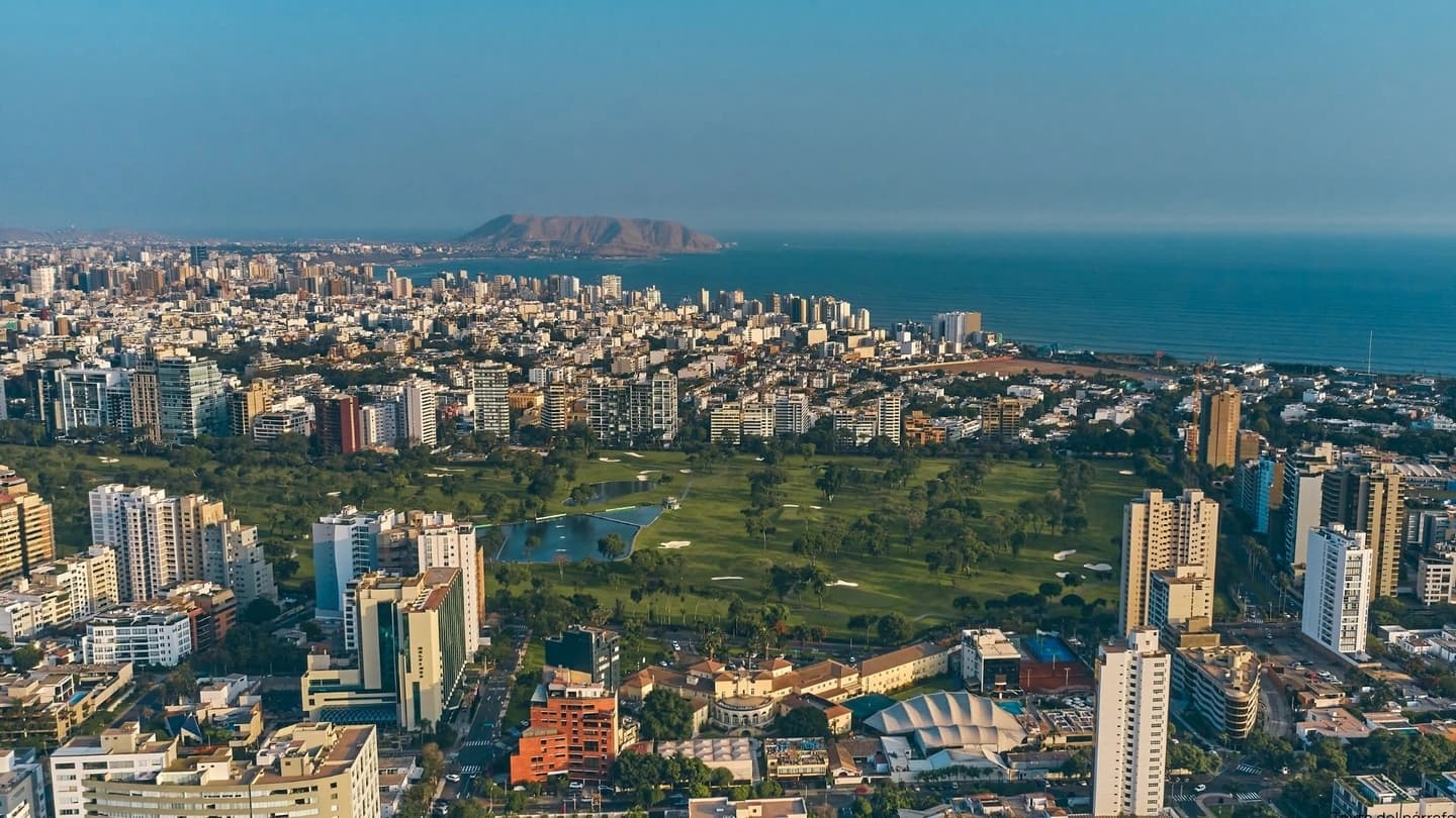 City Tour from Lima Airport with Historic Center