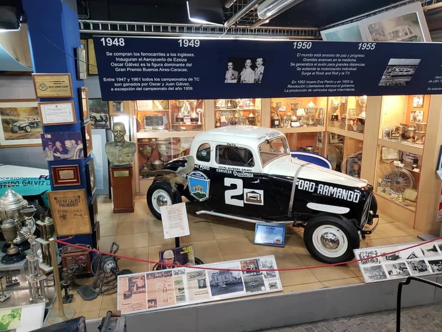 Entrada al Museo del Automóvil de Buenos Aires