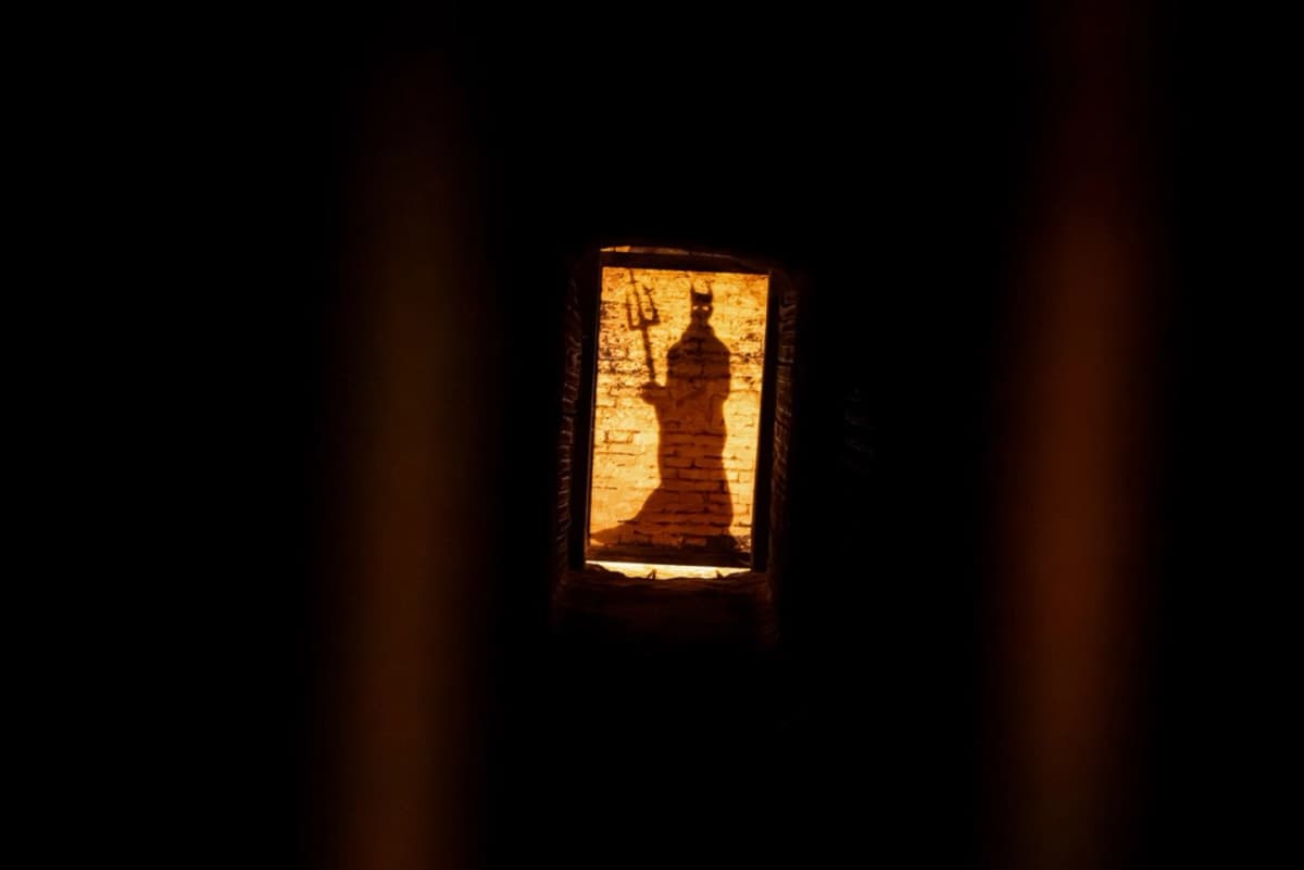 Tour Nocturno en Casa del Vino Concha y Toro con Cena Maridada