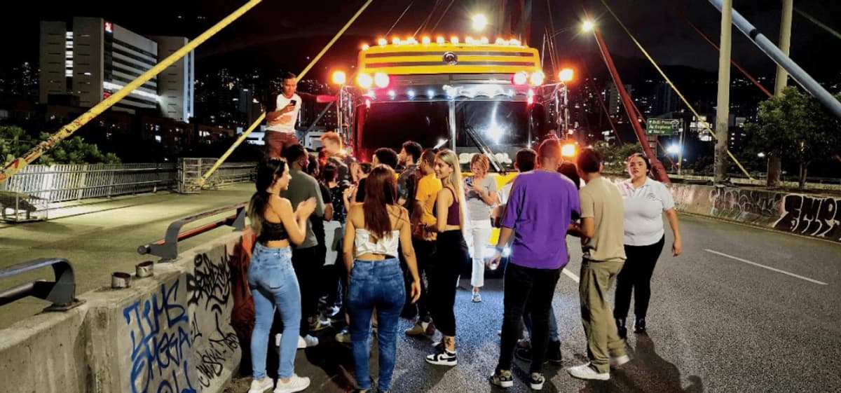 Party Bus Fiesta Tour in Medellín with Live DJ