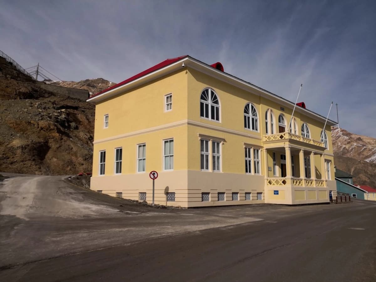 Tour a Sewell desde Rancagua: Historia y Minería Andina