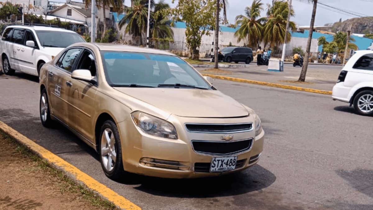 Traslado en Taxi del Aeropuerto a la Costa Buceo en San Andrés
