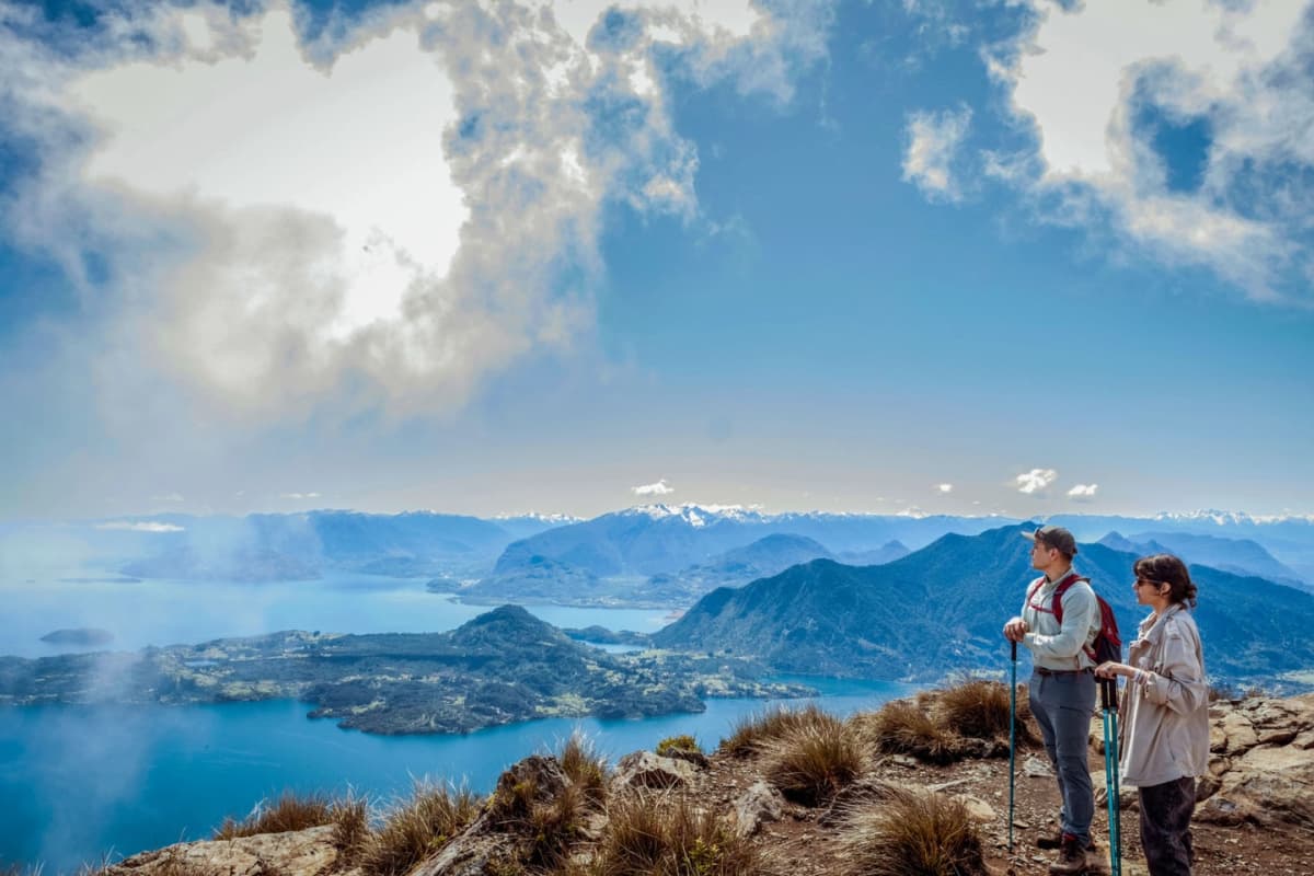 Trekking Cerro Mayo: La Cumbre Más Alta del Lago Ranco con Increíbles Vistas