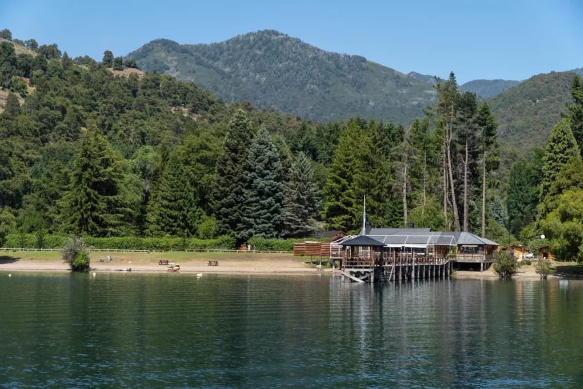 Excursión a Villa Quila Quina y Comunidades Mapuches 