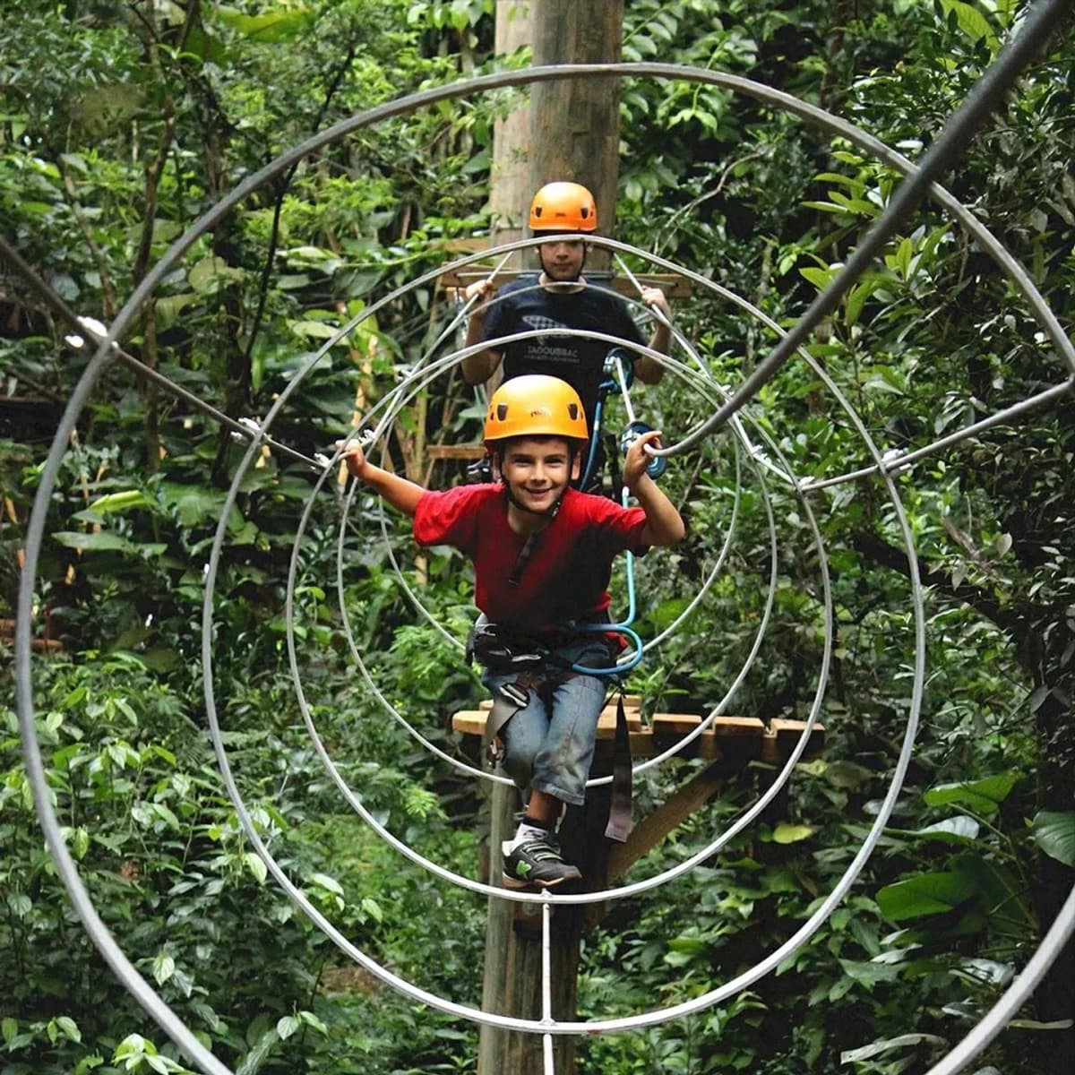 Entrada a Fly Park Iguazu: zipline y arborismo