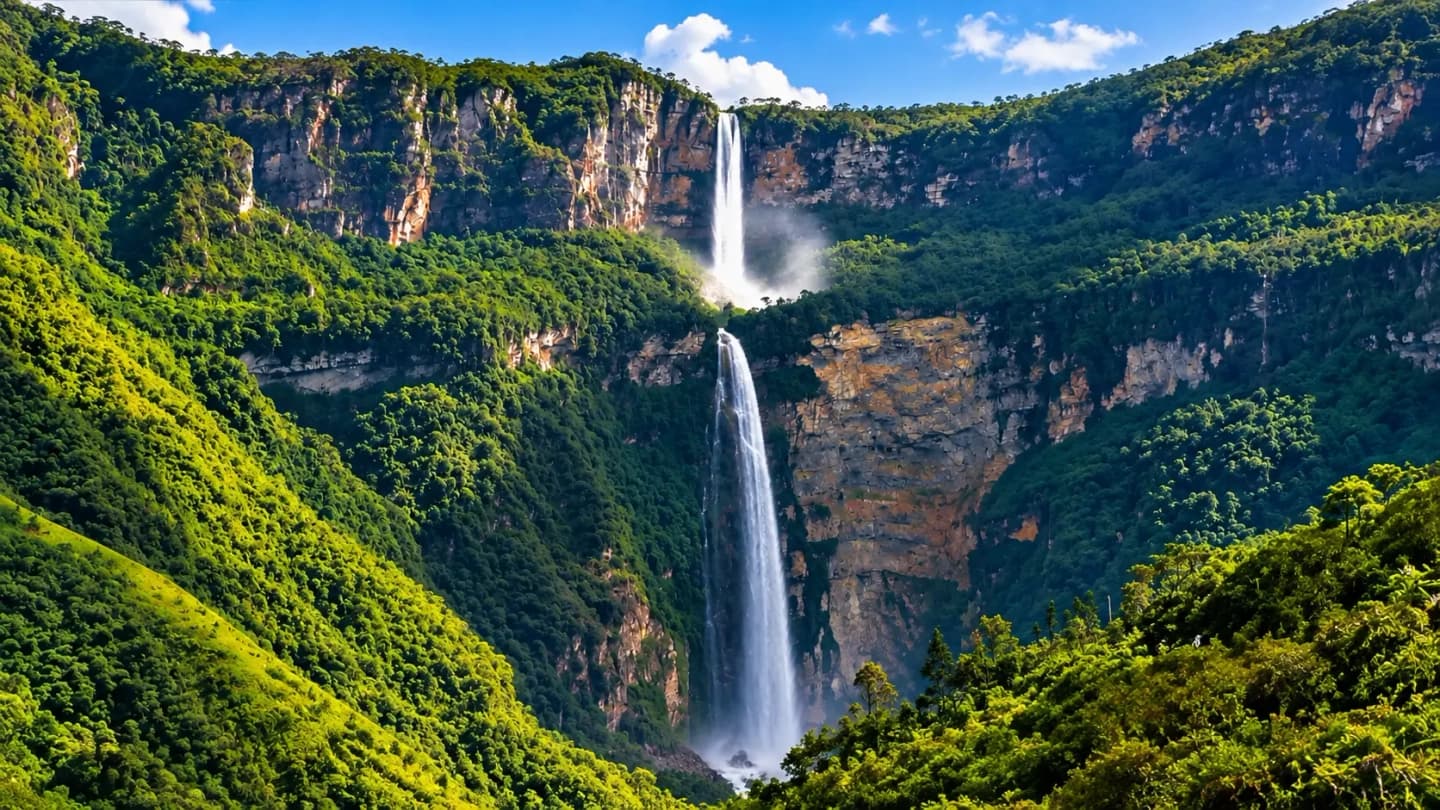 Tour de día completo a la Catarata de Gocta desde Chachapoyas