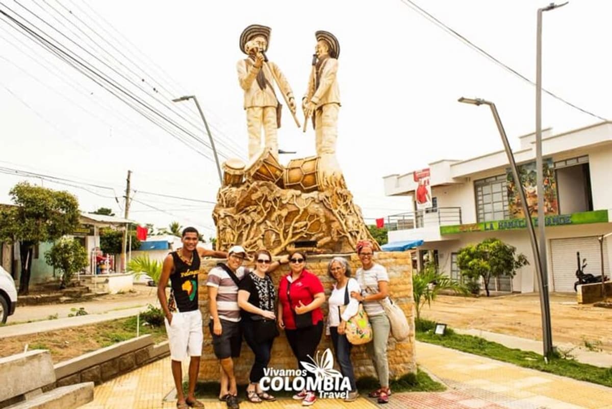 Tour Cultural a San Jacinto desde Cartagena con Gaitas y Artesanía