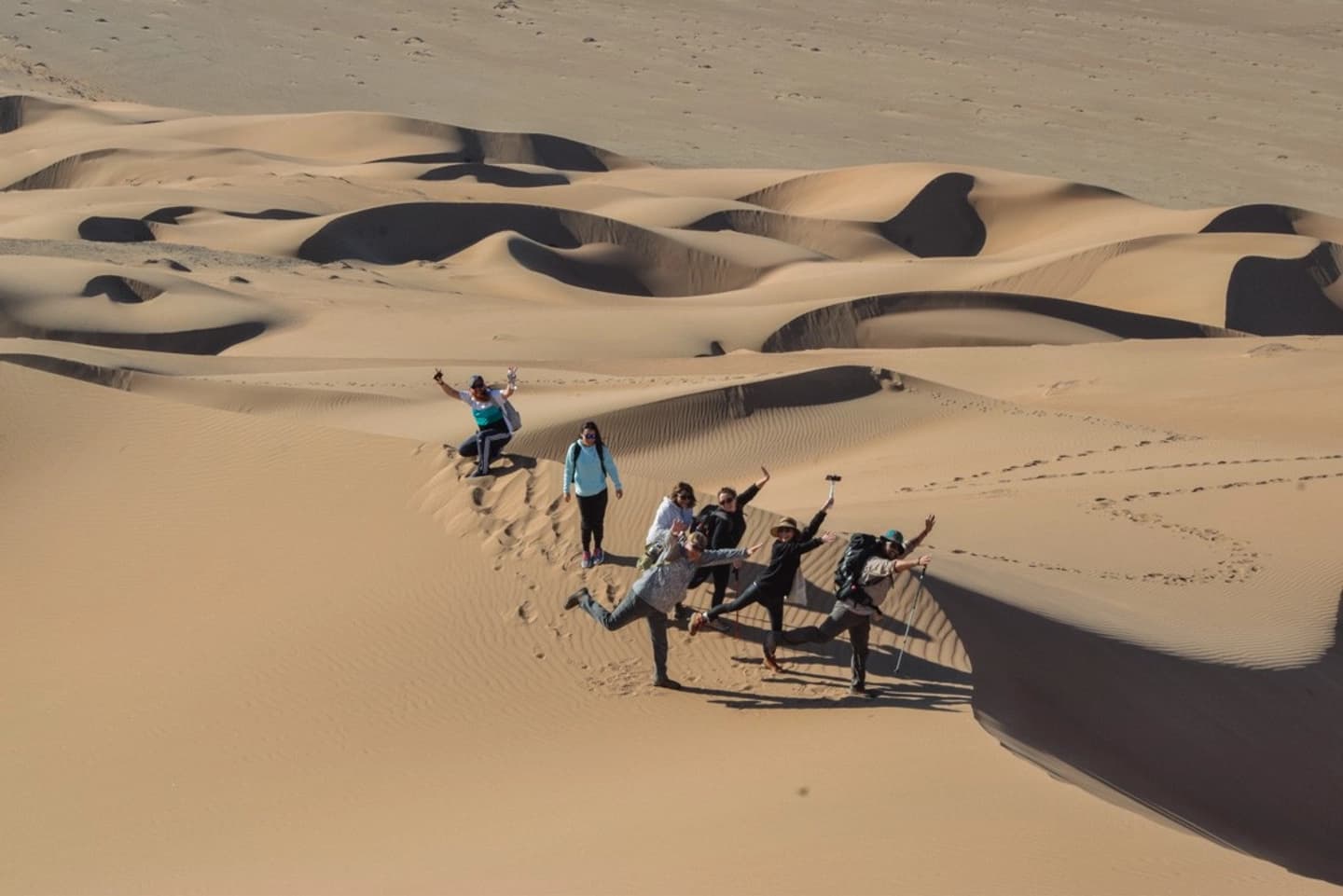 Atardecer en el Mar de Dunas: Una Experiencia Inolvidable en el Desierto