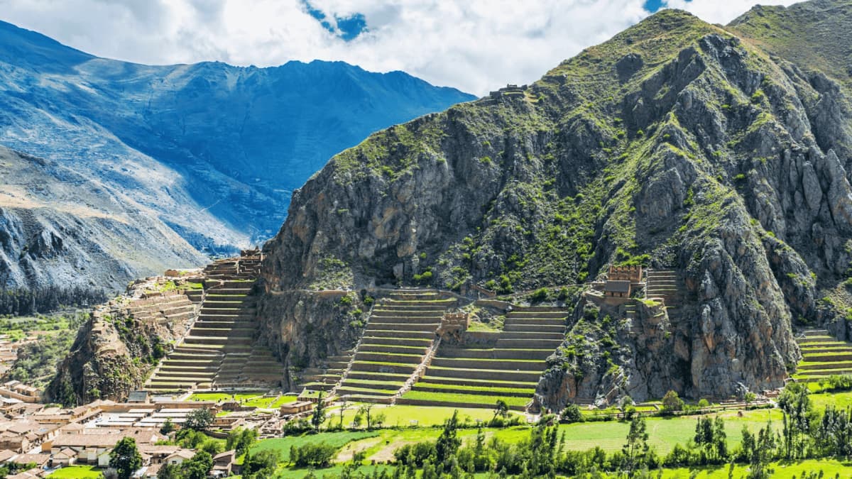 Tour Valle Sagrado y Machu Picchu 2 Días 1 Noche desde Cusco