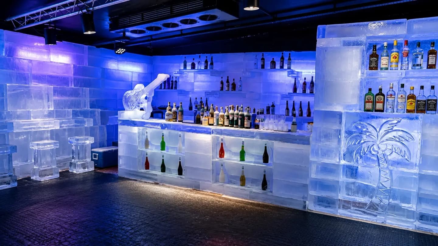 Entrance to the Ice Bar IceBar Iguazú in Puerto Iguazú