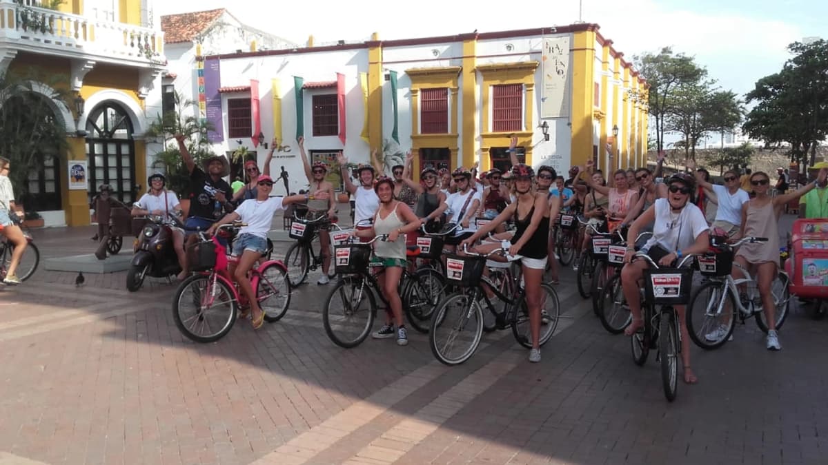 Tour Guiado en Bicicleta por Cartagena: Ciudad Amurallada y Getsemaní