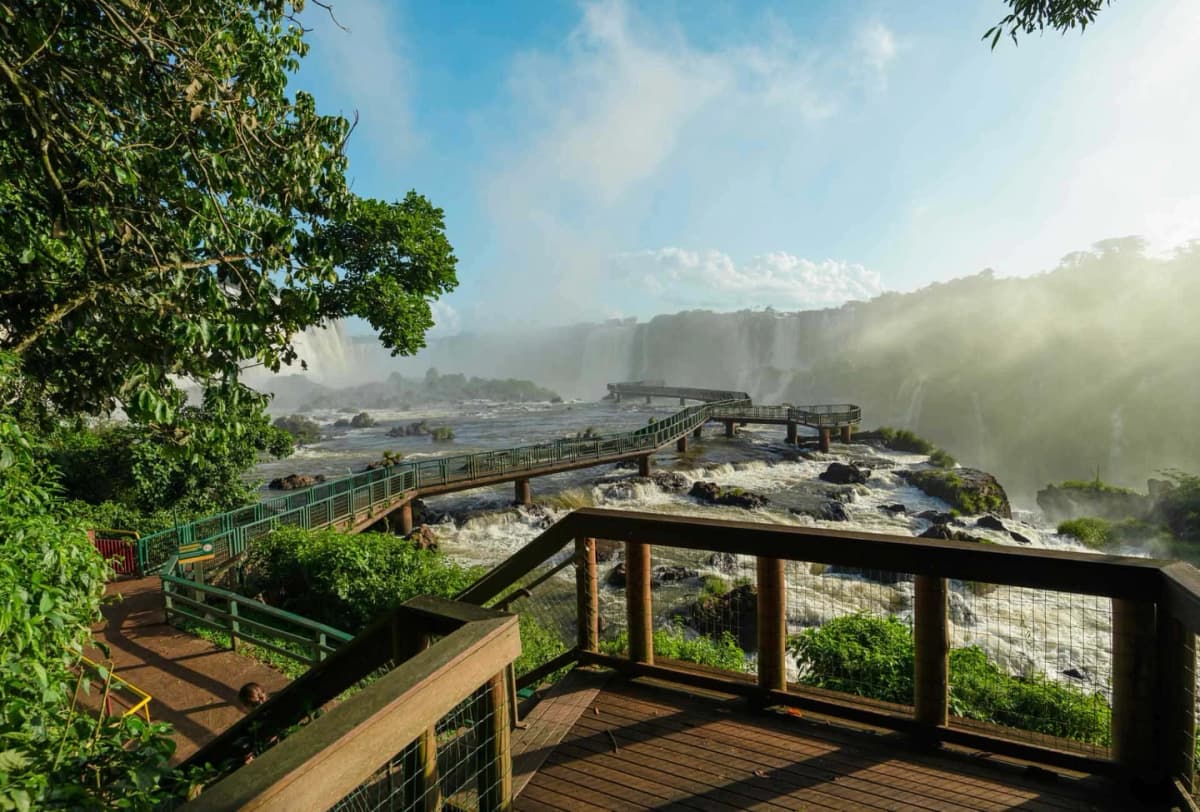 Amanecer en las Cataratas Brasileñas