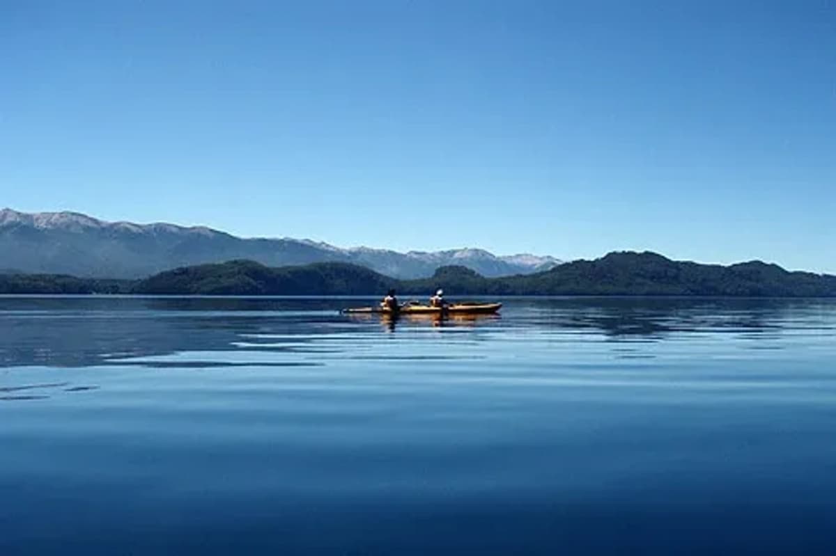 Excursión en Kayak en Lago Espejo o Nahuel Huapi