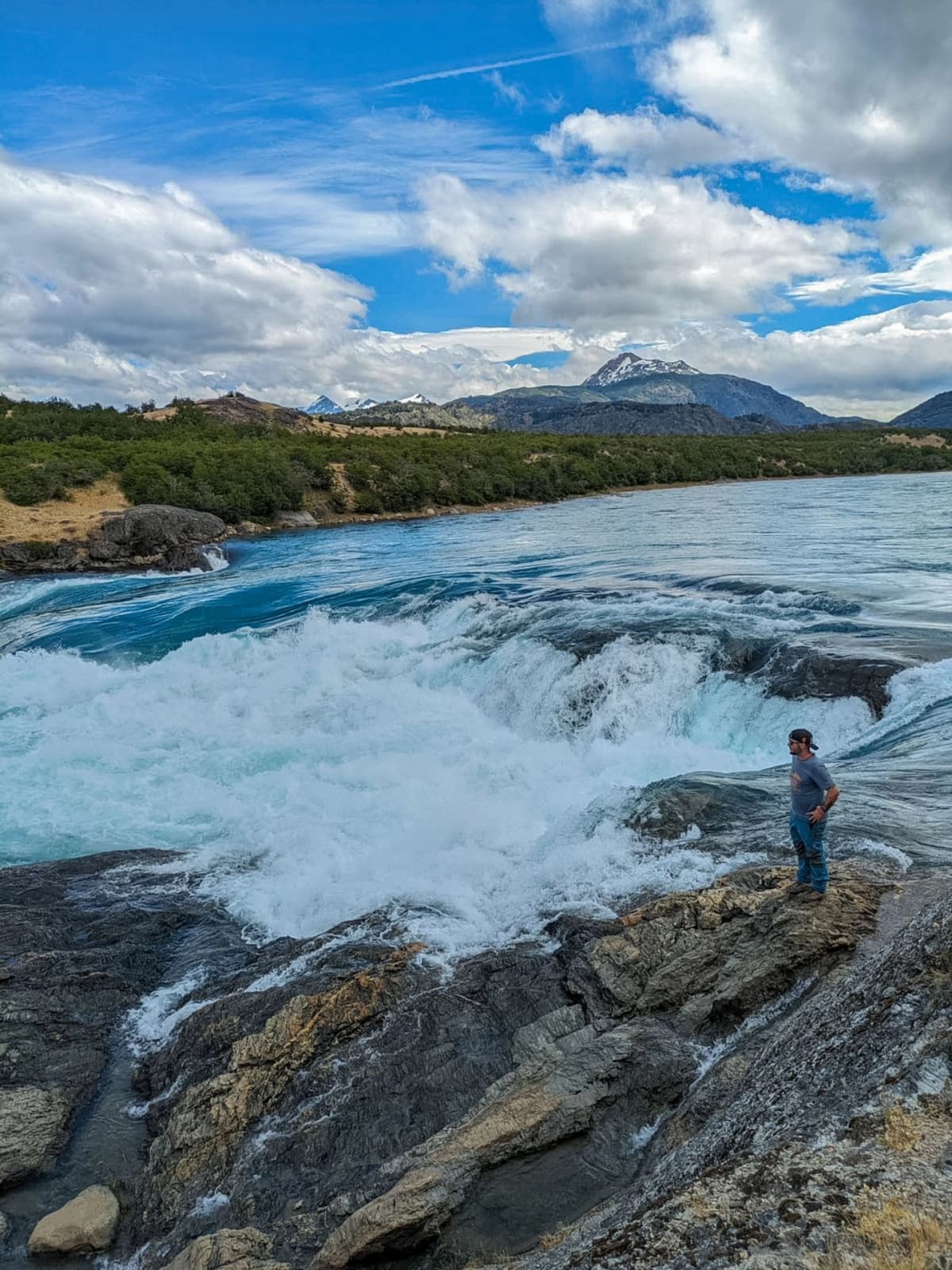 4x4 Expedition through the Southern Carretera Austral: Adventure in Patagonia’s Last Frontier
