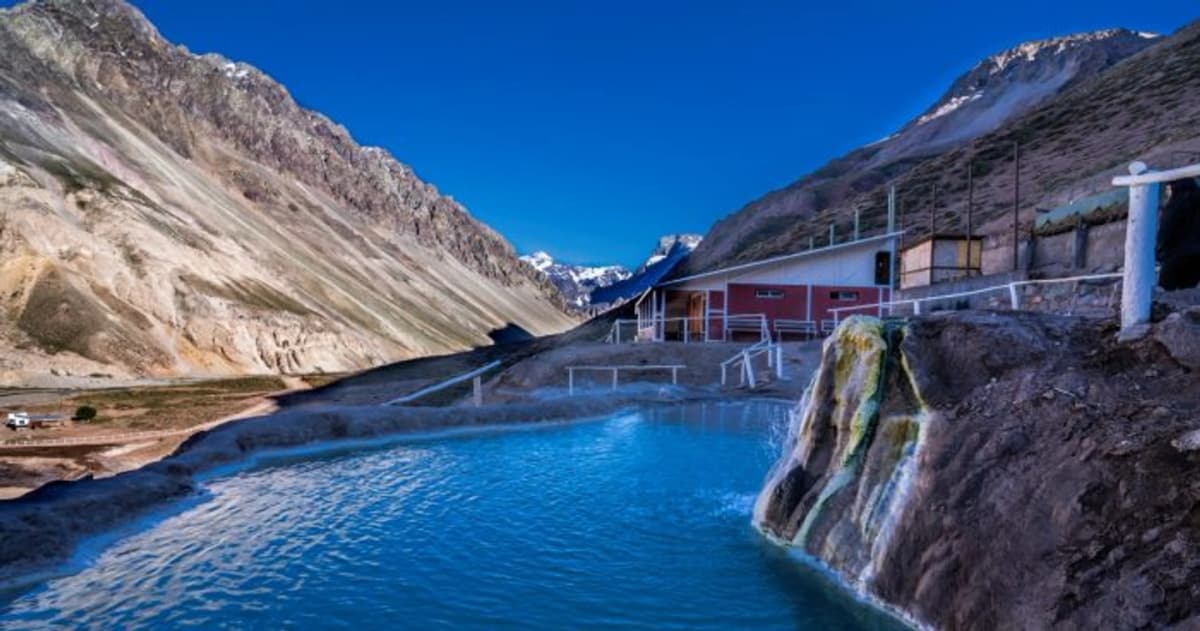 Excursión a Termas Valle de Colina y Cajón del Maipo desde Santiago