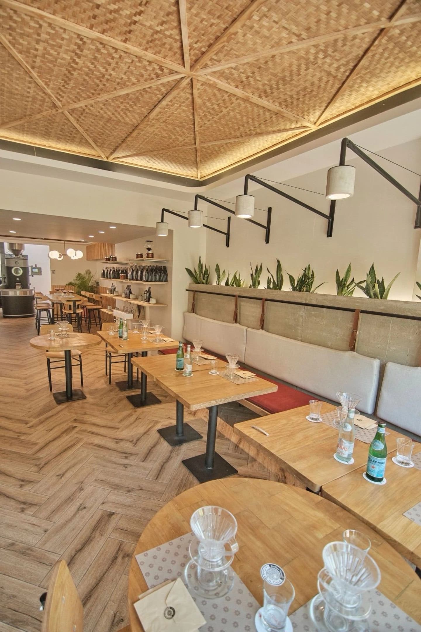 Cata de Café Colombiano en Casa Tradicional del Barrio El Prado