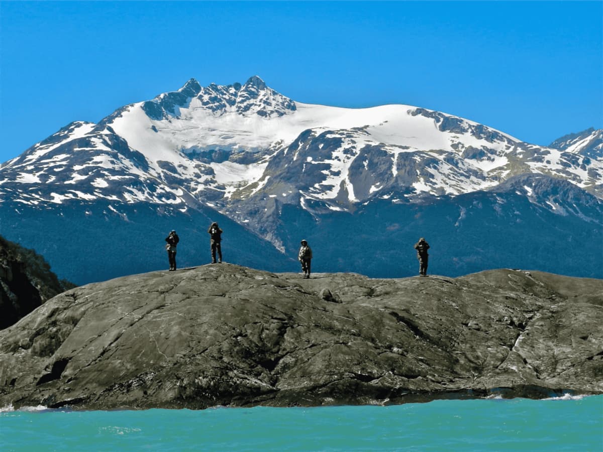 Patagonia en Jet Boat: por Aguas y Glaciares de la Carretera Austral
