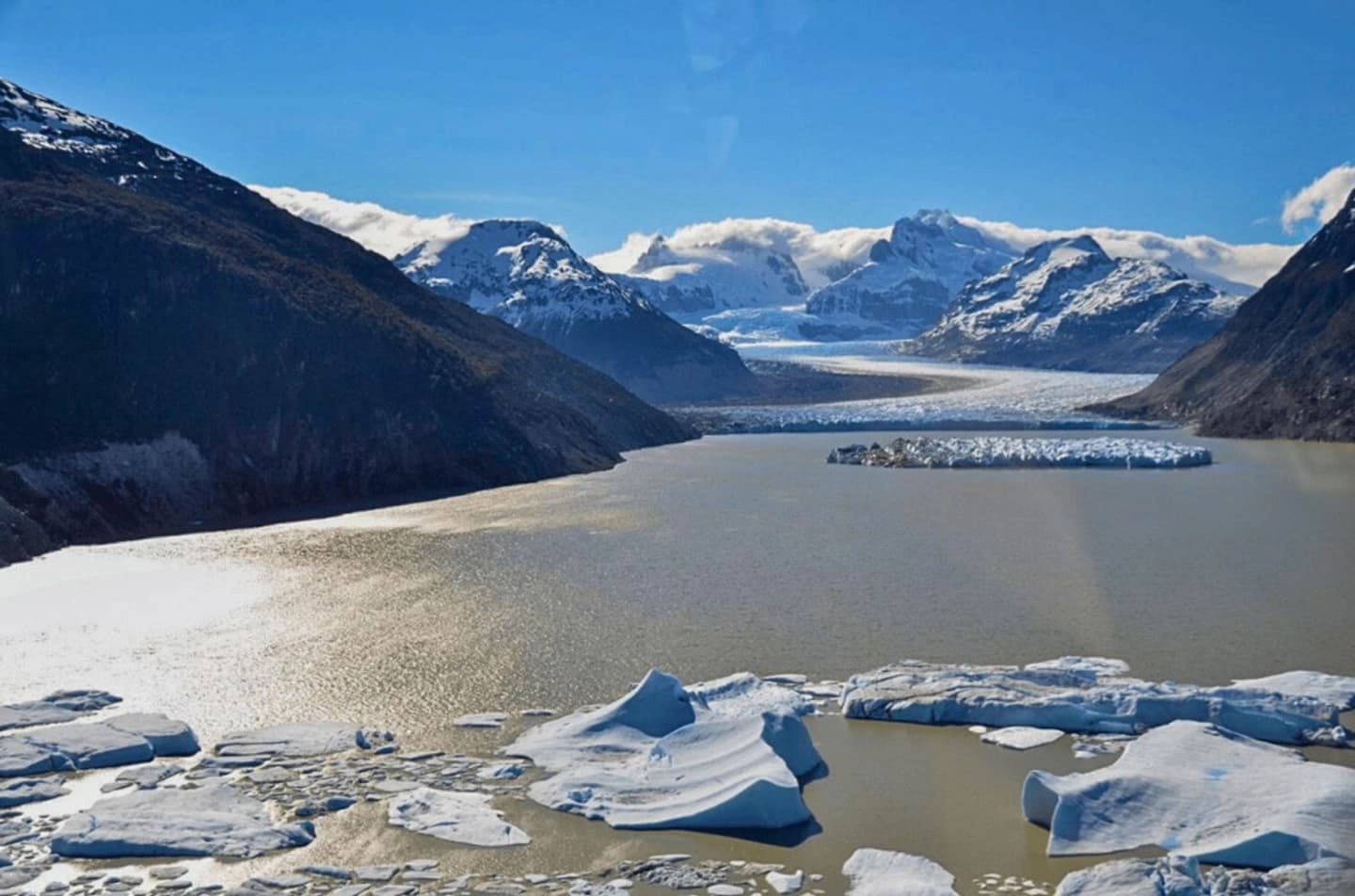Vuelo en Helicóptero por el Glaciar Nef y Lagos Patagónicos, Carretera Austral
