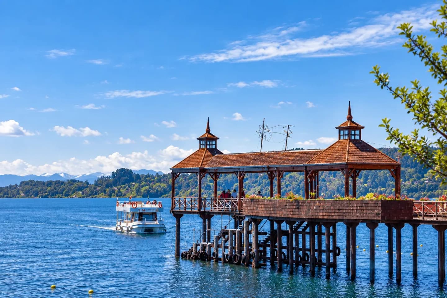Descubre el Lago Llanquihue:  Puerto Varas, Puerto Octay y Frutillar