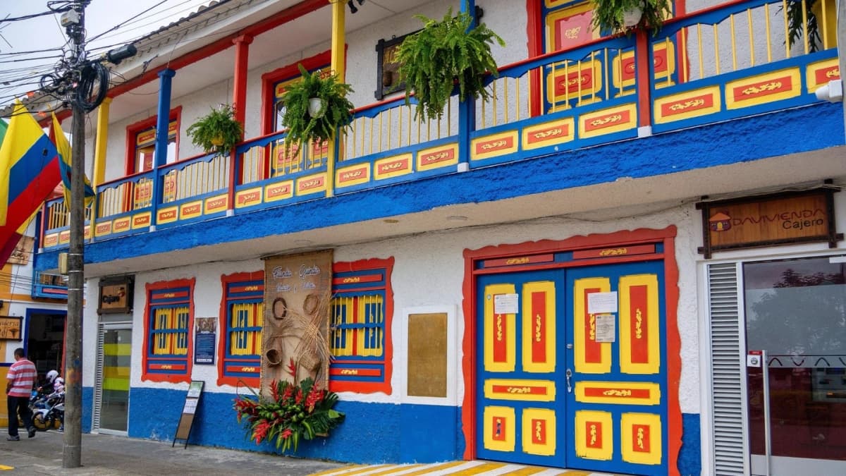 Tour a Filandia y Termales de Santa Rosa de Cabal desde Salento