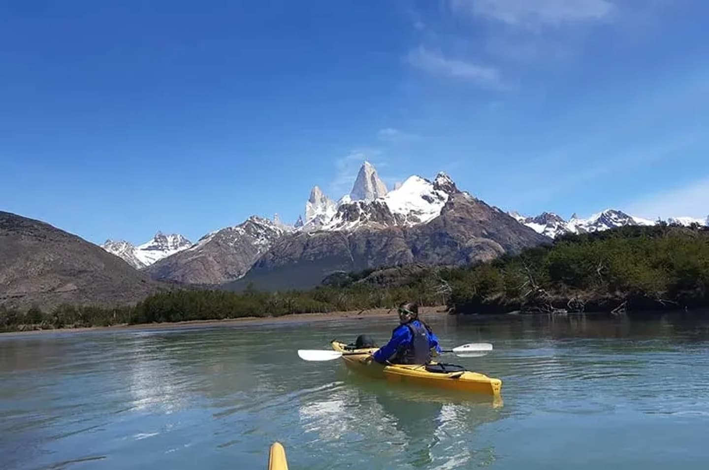 Travesía en Kayak por el Meandro del  Río de las Vueltas en Chaltén 