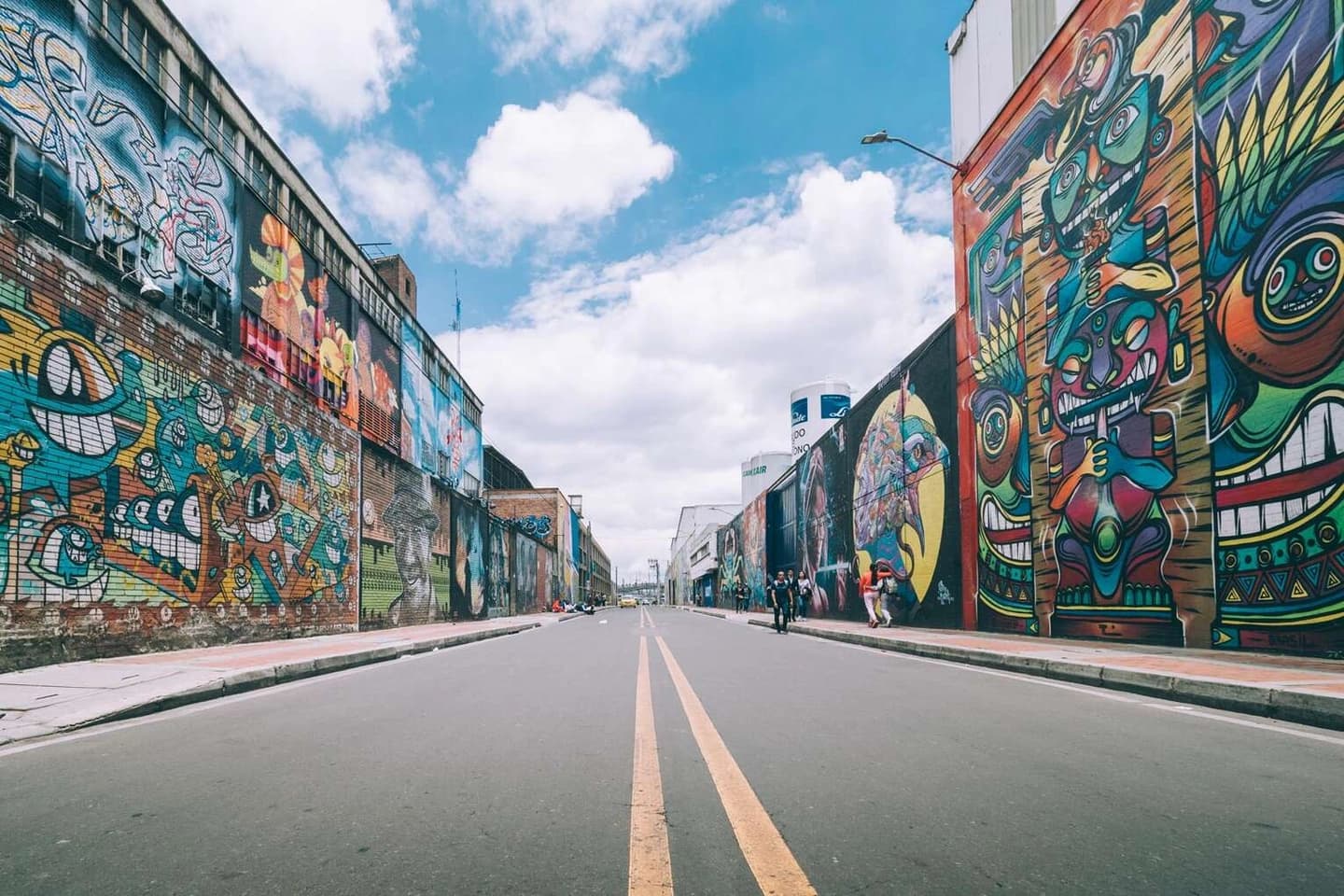 Tour Noturno de Arte Urbana no Bairro Chapinero em Bogotá