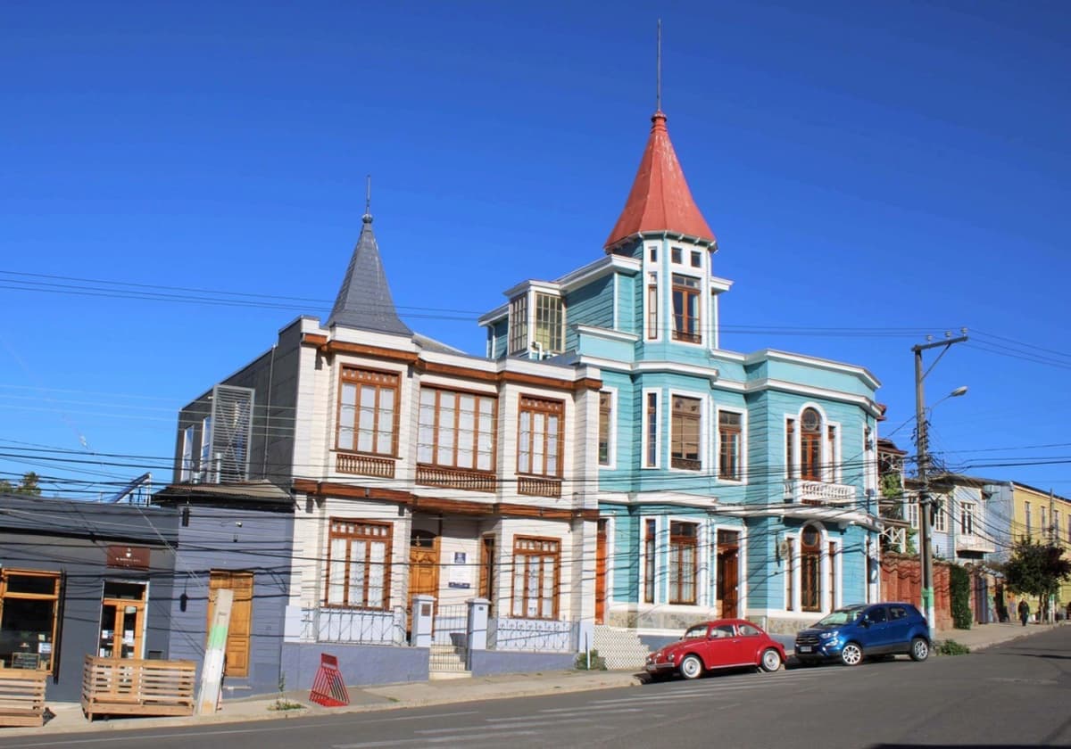Discover the hidden gem of Valparaíso