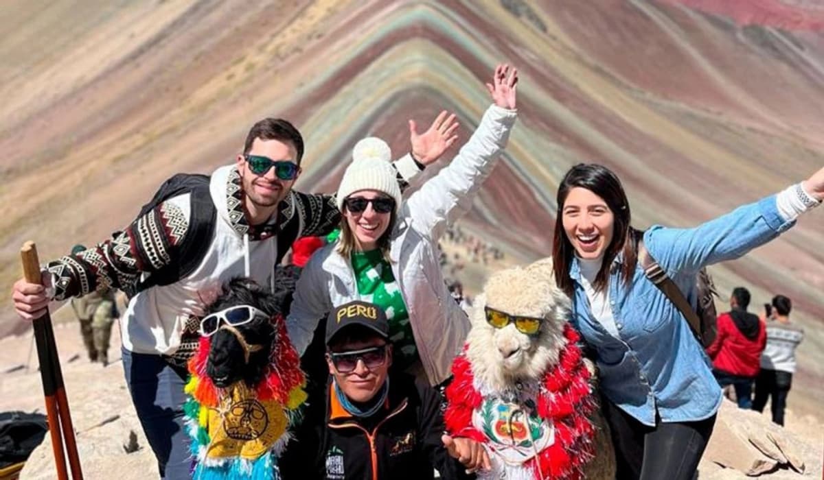 Vinicunca Rainbow Mountain and Red Valley Tour from Cusco