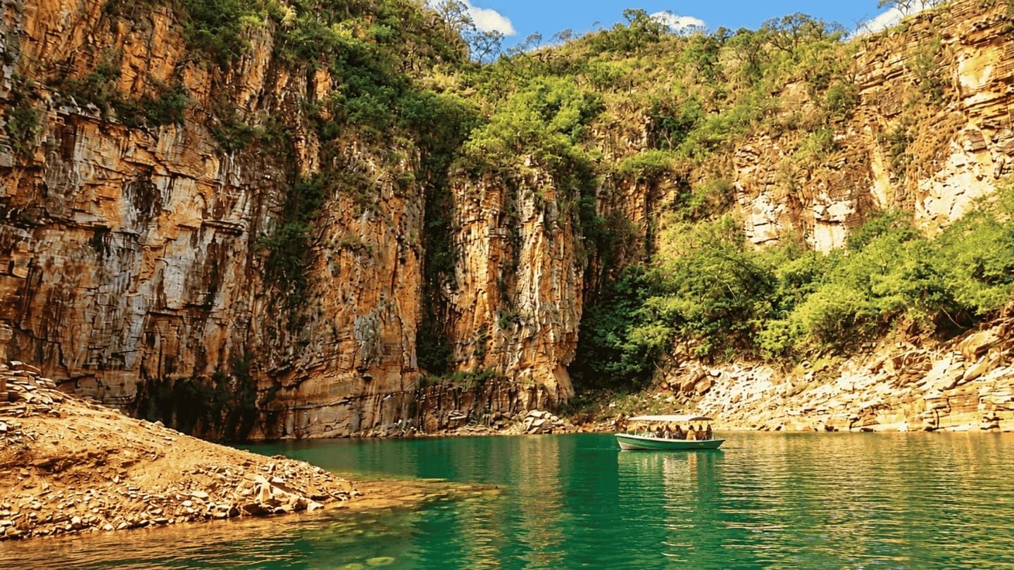 Excursión a las 7 cascadas del Retiro Viking desde Capitólio