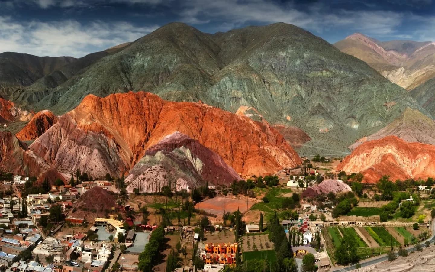 Salta en 4 días: Excursiones a Cafayate, Cachi, Humahuaca y Salinas Grandes