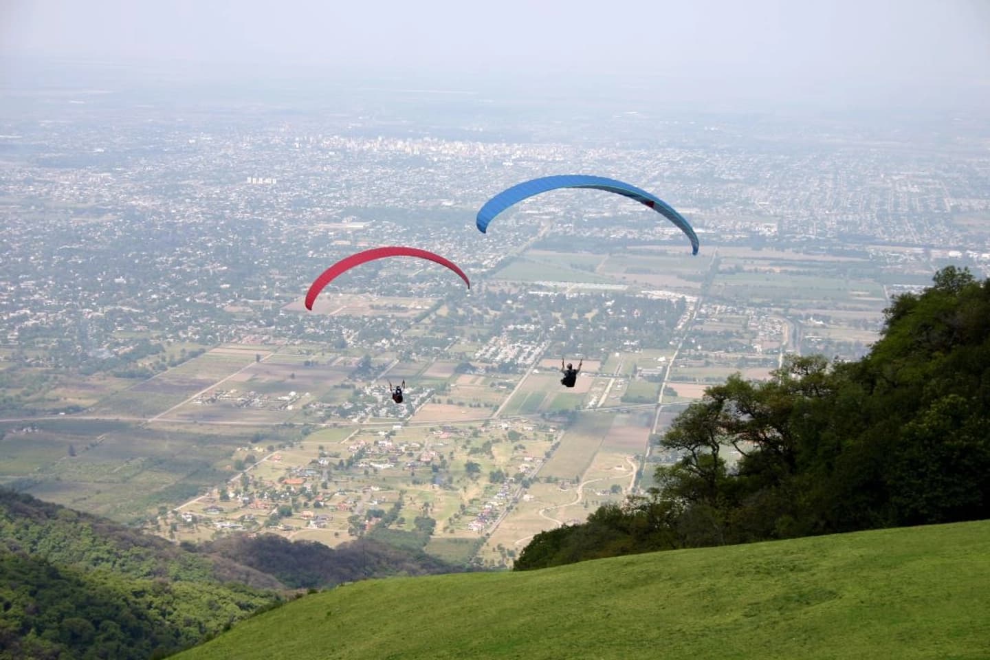 Vuelo en Parapente en Loma Bola en Tucumán
