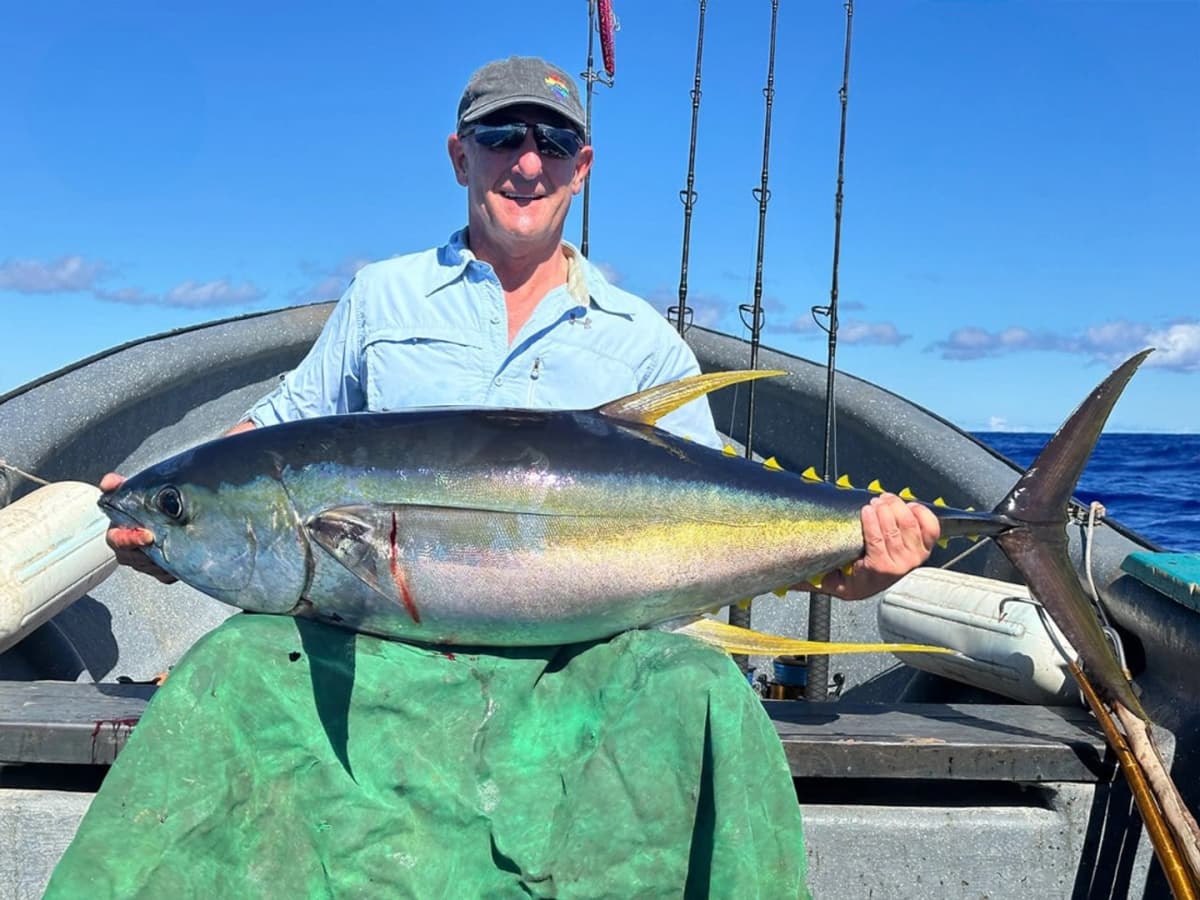Tour de pesca recreativa en Rapa Nui y captura deportiva