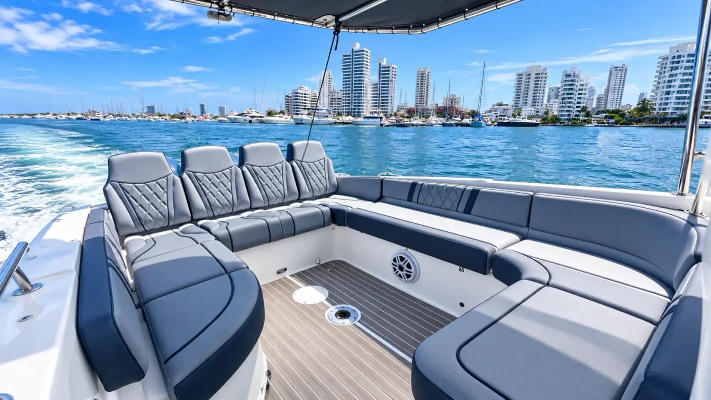 Tour Islas del Rosario en bote privado para 16 personas desde Cartagena