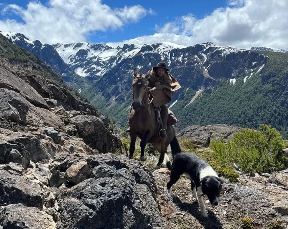 Cabalgata en la   Patagonia desde Lago Puelo