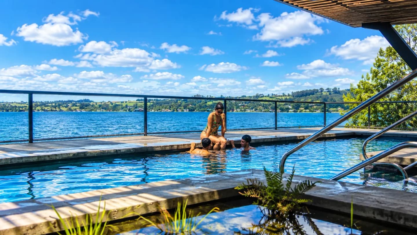 Medio Día de Bio Piscinas Geotermales en Cancagua Spa 