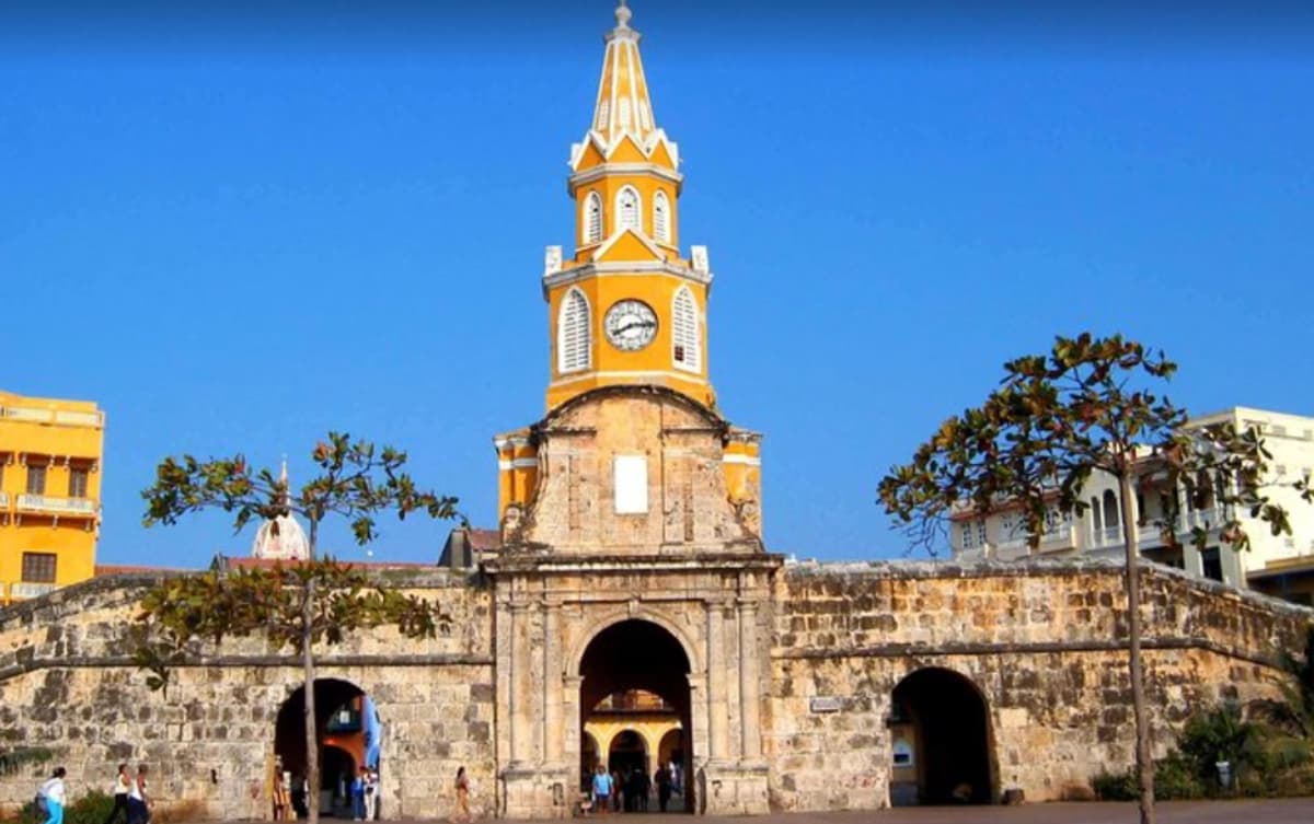 Excursão em Terra em Cartagena: História e Monumentos Coloniais