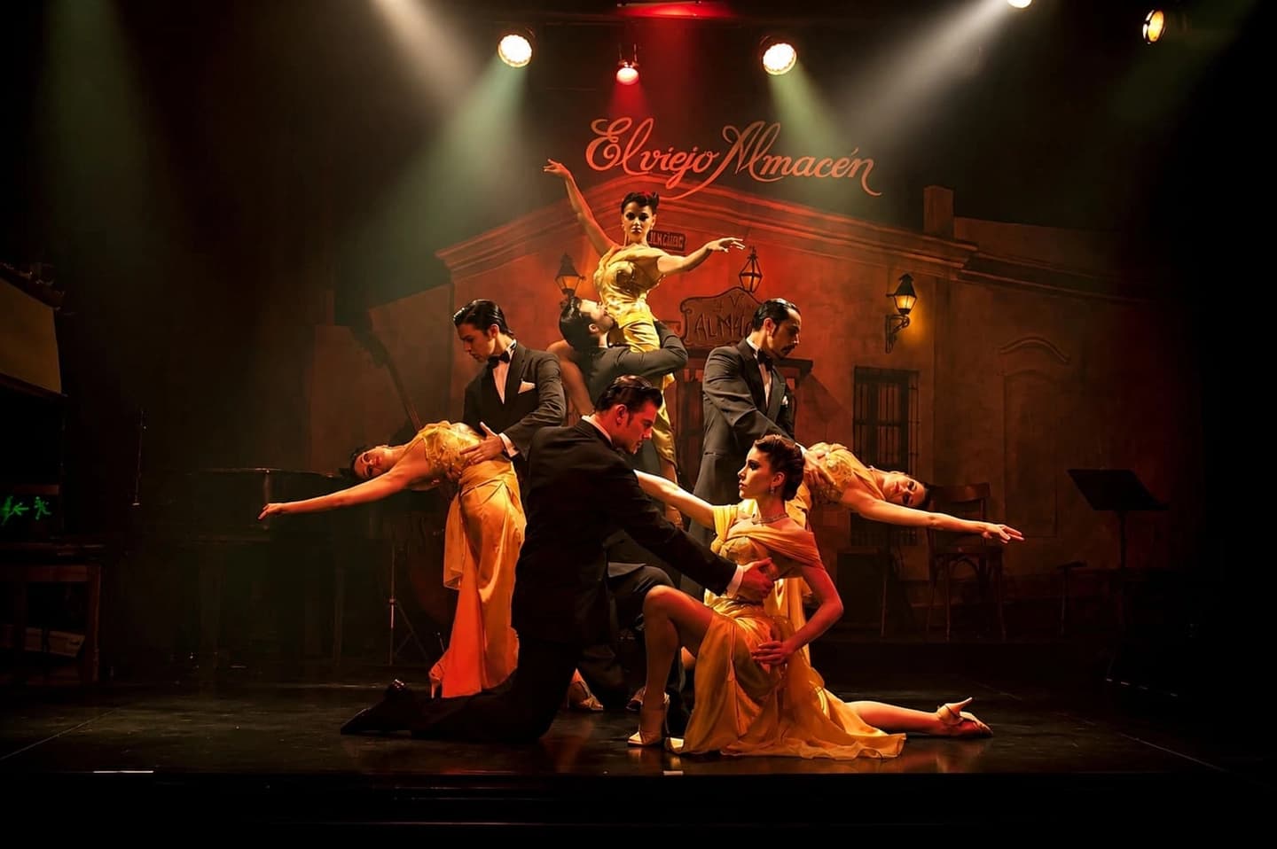 Cena y Show de Tango  en el Viejo Almacén