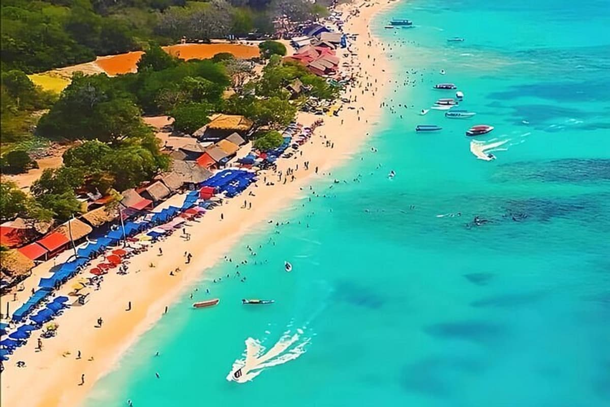 Tour to Playa Tranquila from Cartagena