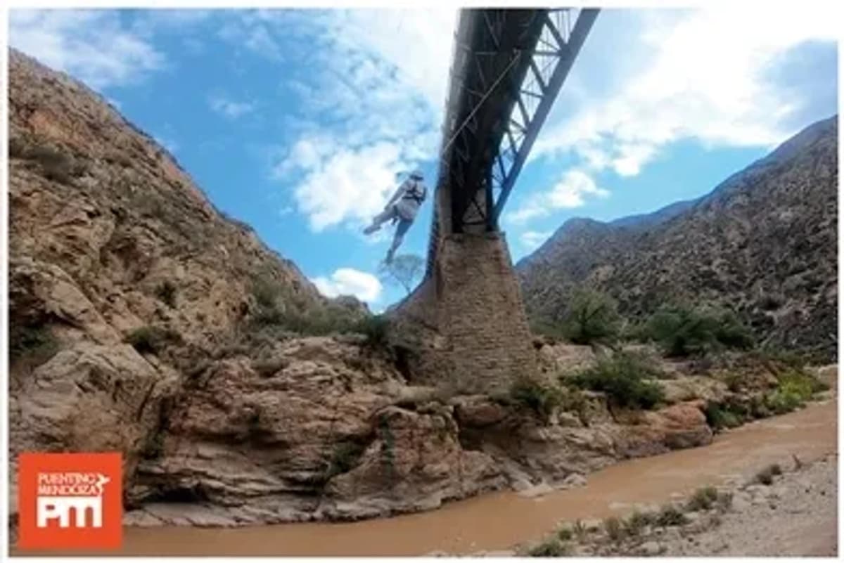 Salto Puenting en Cacheuta en Mendoza 