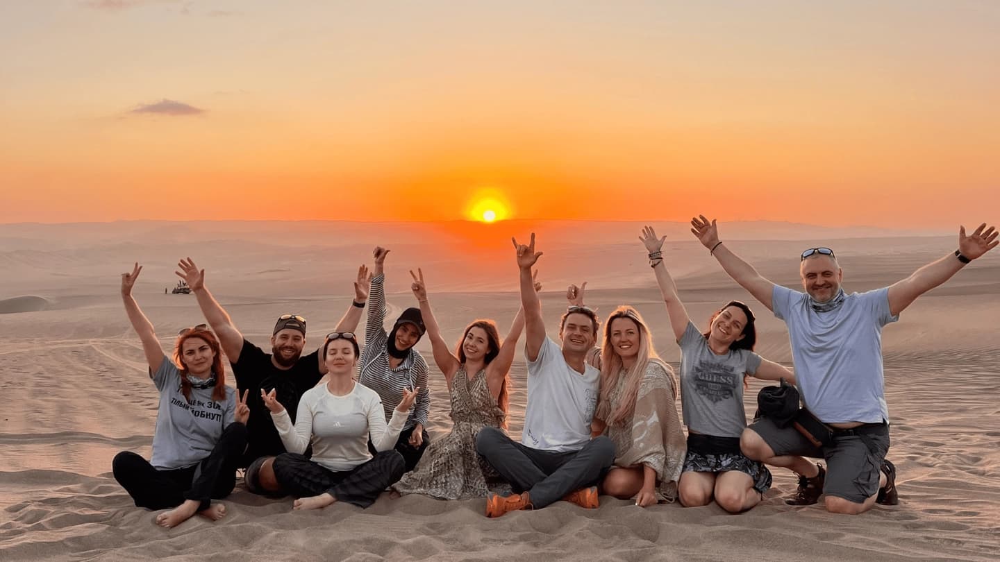 Sunset y cena en el desierto de Huacachina