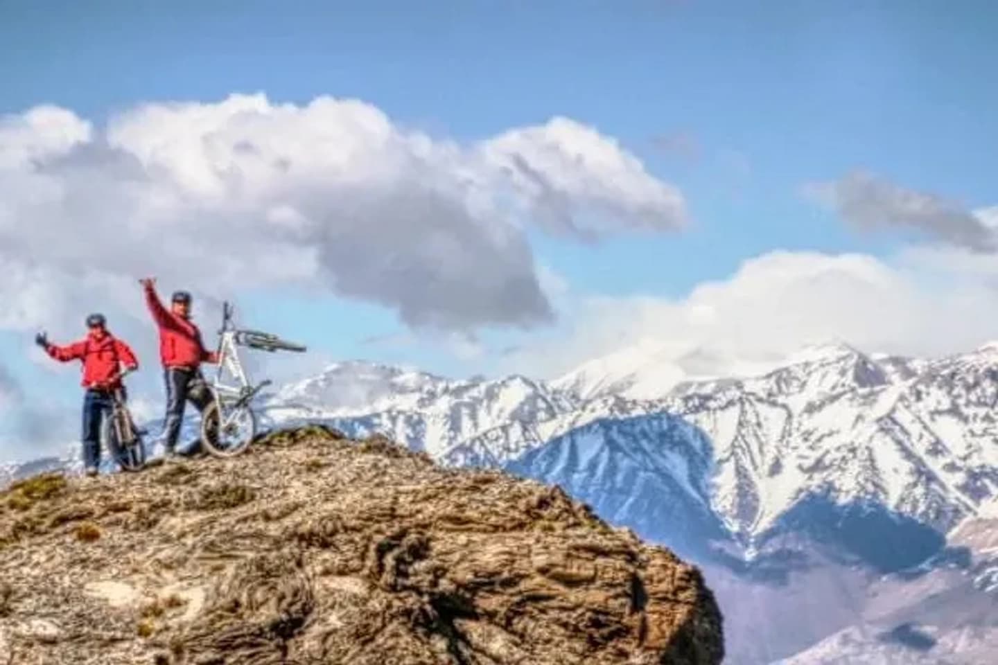 Mountain Bike en Uspallata: Aventura y Descensos