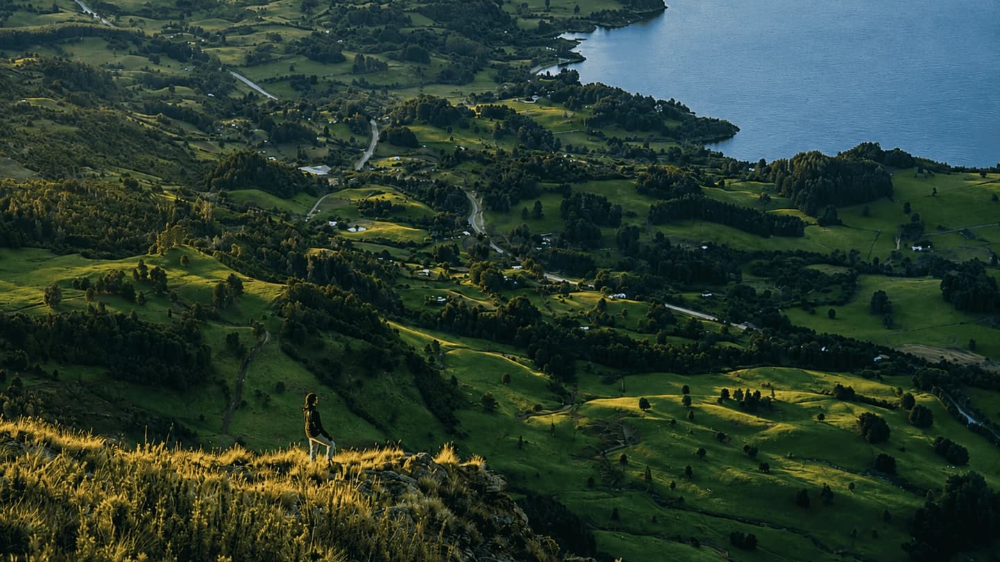 Trekking Cerro Mayo from Riñinahue