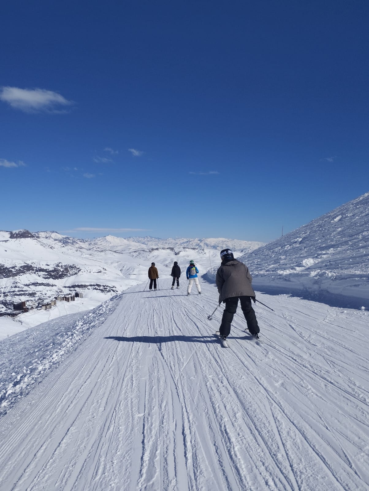 Consejos para esquiar y hacer snowboard por primera vez