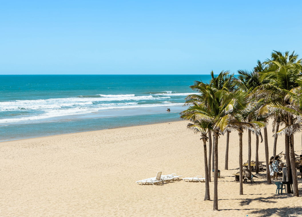 Descubre Aquiraz: playas tranquilas y dunas a las puertas de Fortaleza